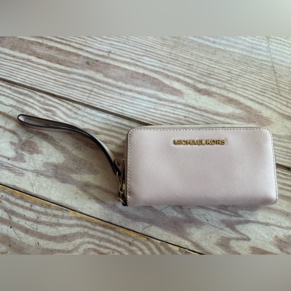 Michael Kors Pink Wristlet Wallet